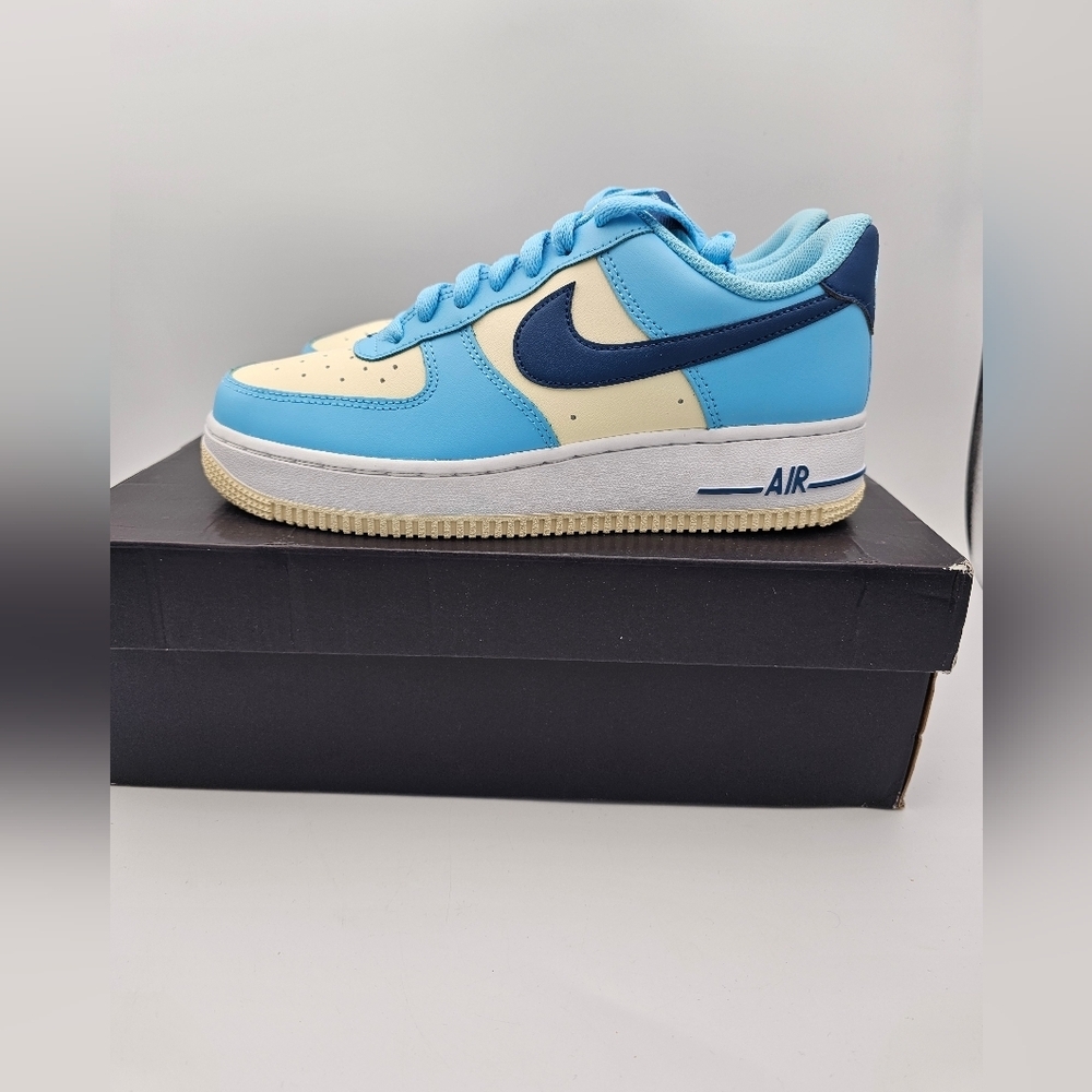 Nike Air Force 1 Low '07 'Aquarius Blue Coconut Milk' Men's Size 6